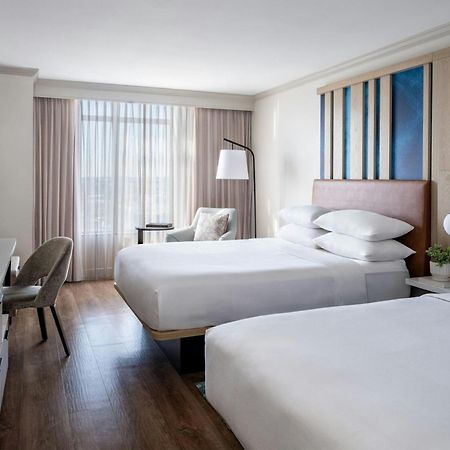 เซนต์ปีเตอร์สเบิร์ก แมริออท เคลียร์วอเตอร์ Hotel ภายนอก รูปภาพ