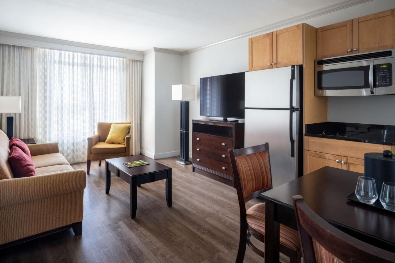 เซนต์ปีเตอร์สเบิร์ก แมริออท เคลียร์วอเตอร์ Hotel ภายนอก รูปภาพ