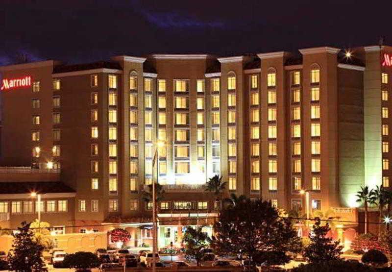 เซนต์ปีเตอร์สเบิร์ก แมริออท เคลียร์วอเตอร์ Hotel ภายนอก รูปภาพ
