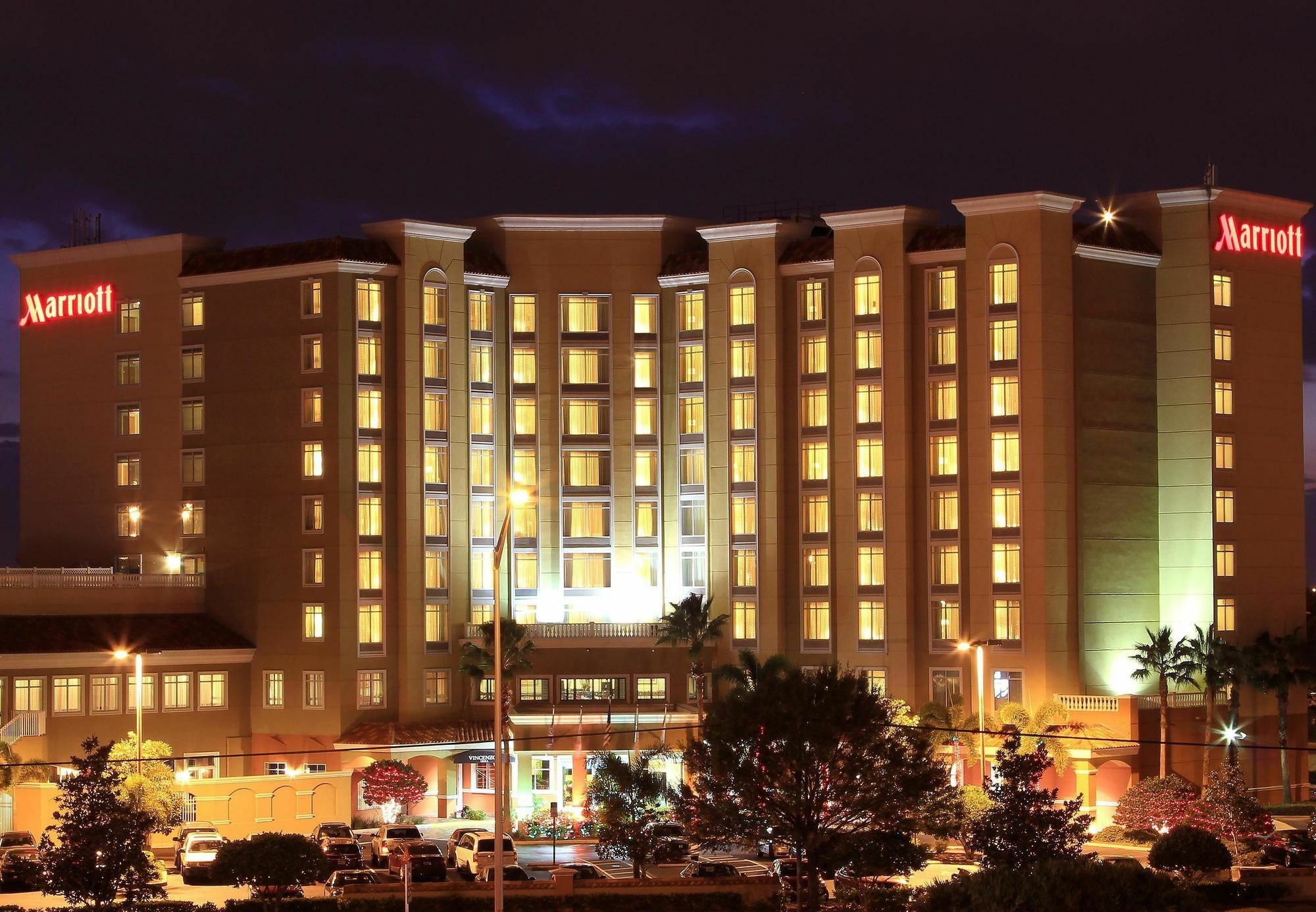 เซนต์ปีเตอร์สเบิร์ก แมริออท เคลียร์วอเตอร์ Hotel ภายนอก รูปภาพ